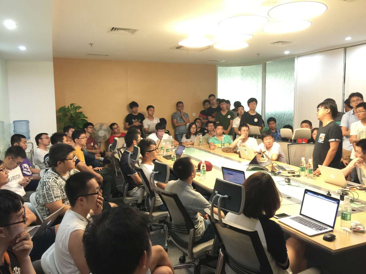 记一次 Redis 规模化运维讨论会（含 PPT）